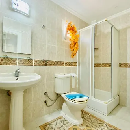 Villa Kusadasi'nda Harika Nida 8