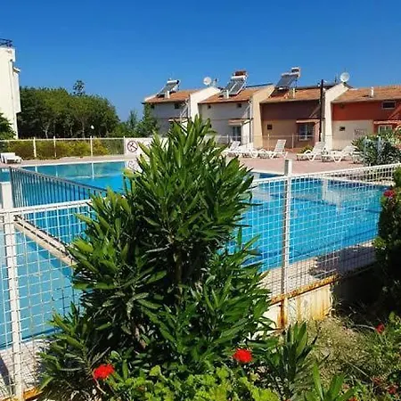 Kusadasi'nda Harika Nida 8